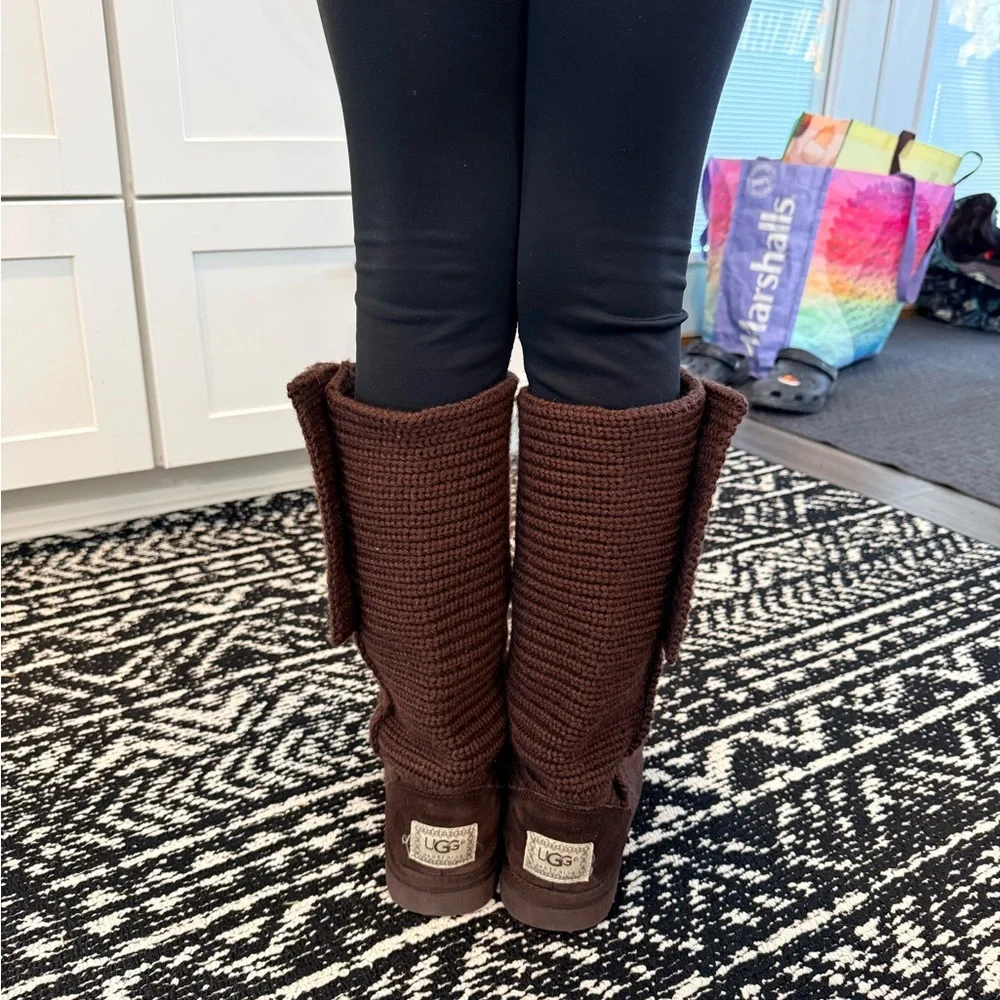 UGG Classic Cardy Knit Button Boots Brown Tall Sweater Boots Women’s Size 5